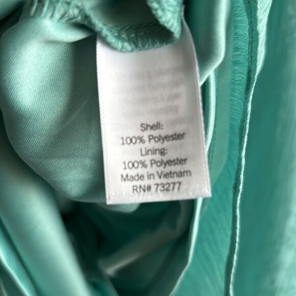 LC Lauren Conrad Satin Green Floral Balloon Sleeve Peasant Blouse Top Plus Sz 1x - Picture 11 of 12